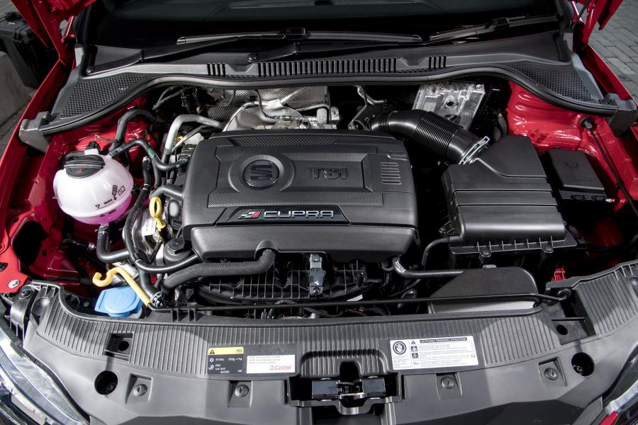  Seat Ibiza Cupra 2016 года  (UK) (фото 26 из 30)
